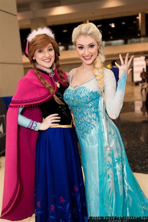 elsa and anna outfits